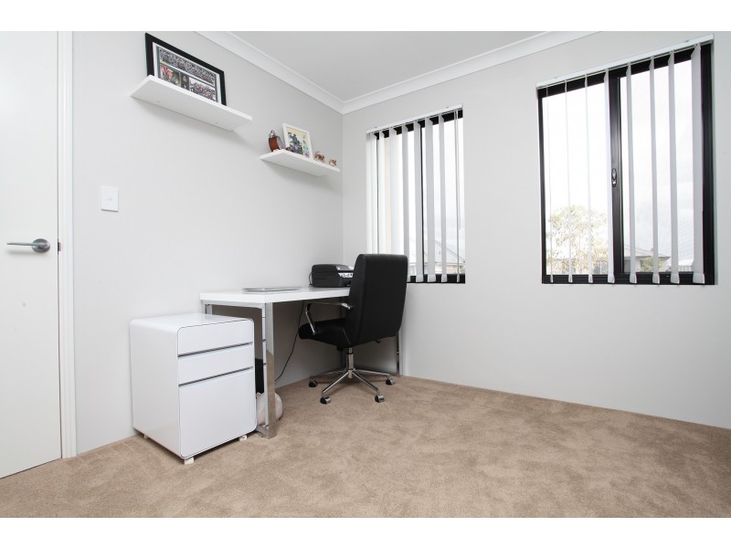 39 Allatoona Ave, Golden Bay WA 6174