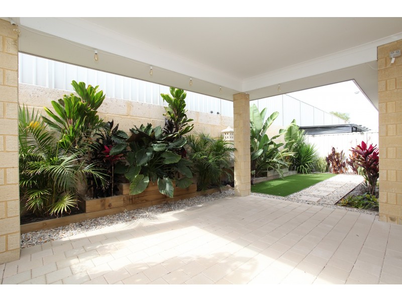 39 Allatoona Ave, Golden Bay WA 6174