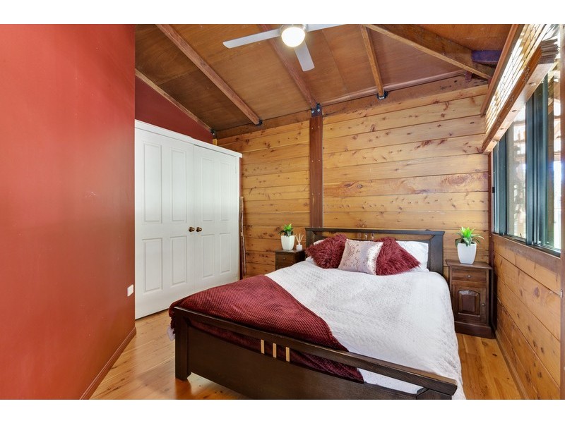 4 Coowonga Rd, Coowonga QLD 4702