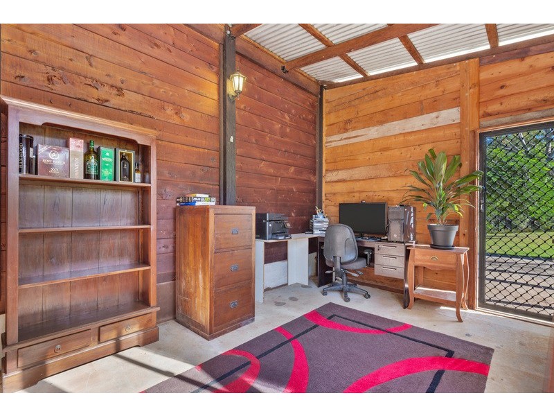 4 Coowonga Rd, Coowonga QLD 4702