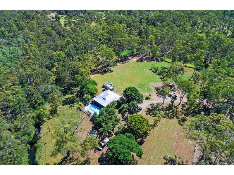 4 Coowonga Rd, Coowonga QLD 4702