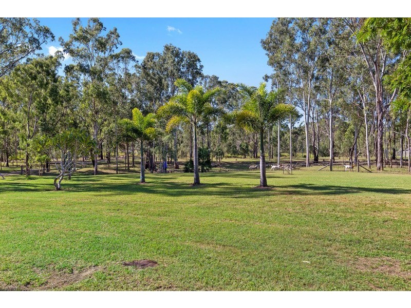 4 Coowonga Rd, Coowonga QLD 4702