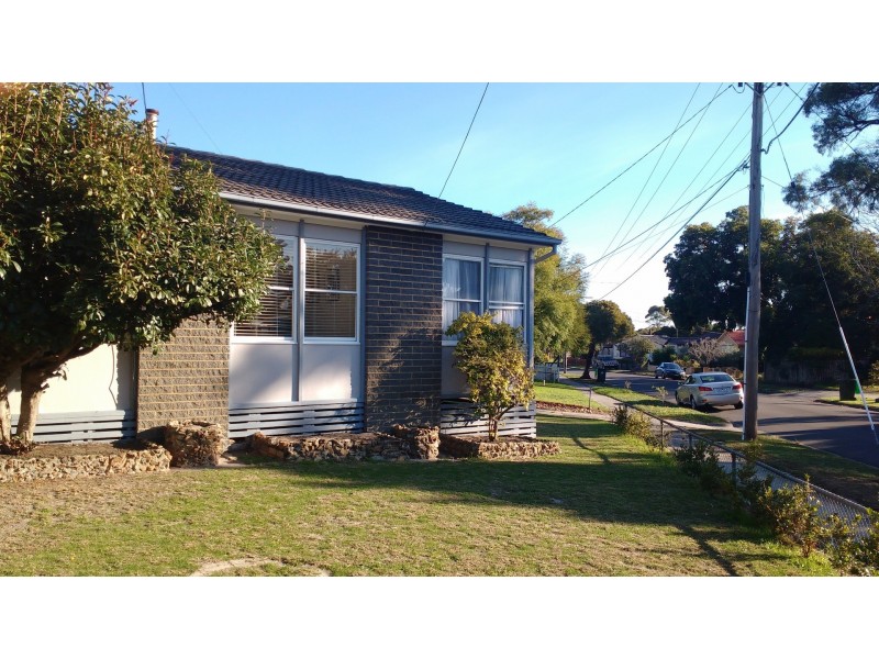 24 Poplar St, Frankston North VIC 3200