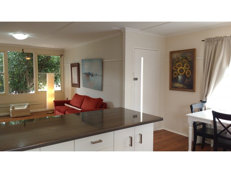 24 Poplar St, Frankston North VIC 3200