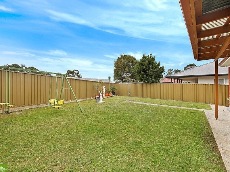 84 Dumfries Avenue, Mount Ousley NSW 2519