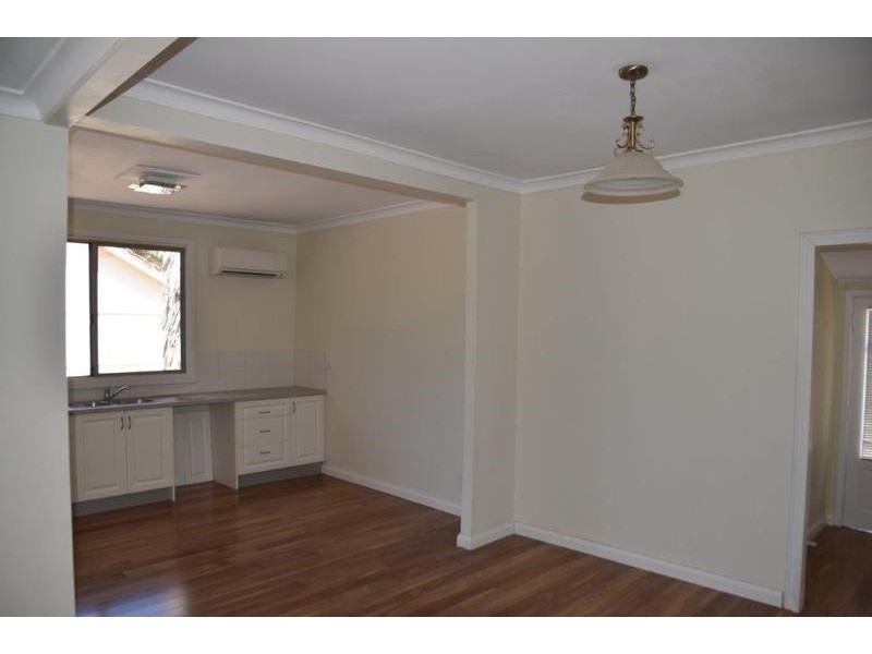 48 Murphy Street, Quairading WA 6383