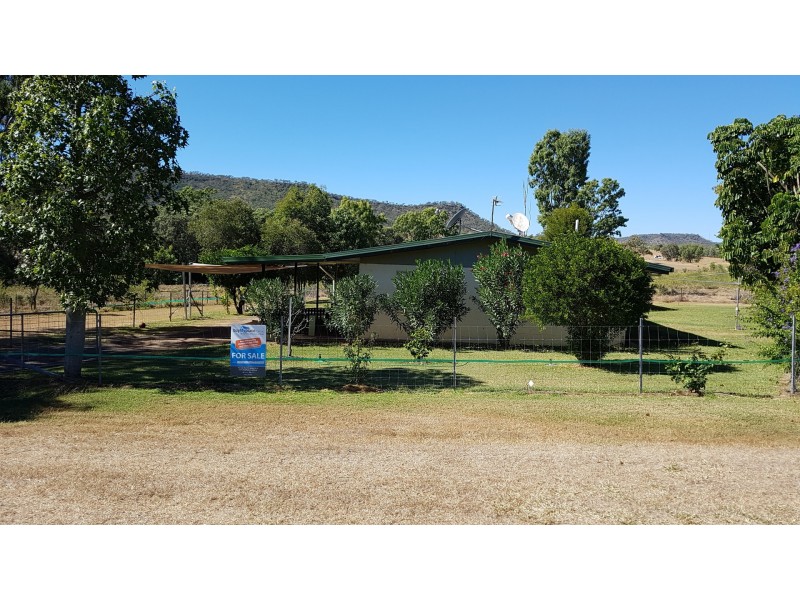 30 Cairdbeign Street, Springsure QLD 4722