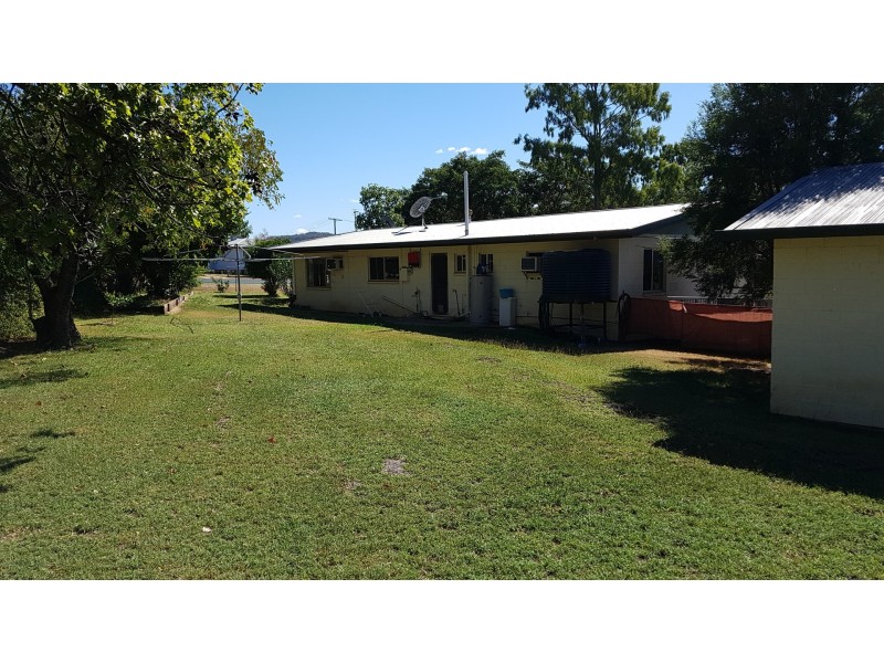 30 Cairdbeign Street, Springsure QLD 4722