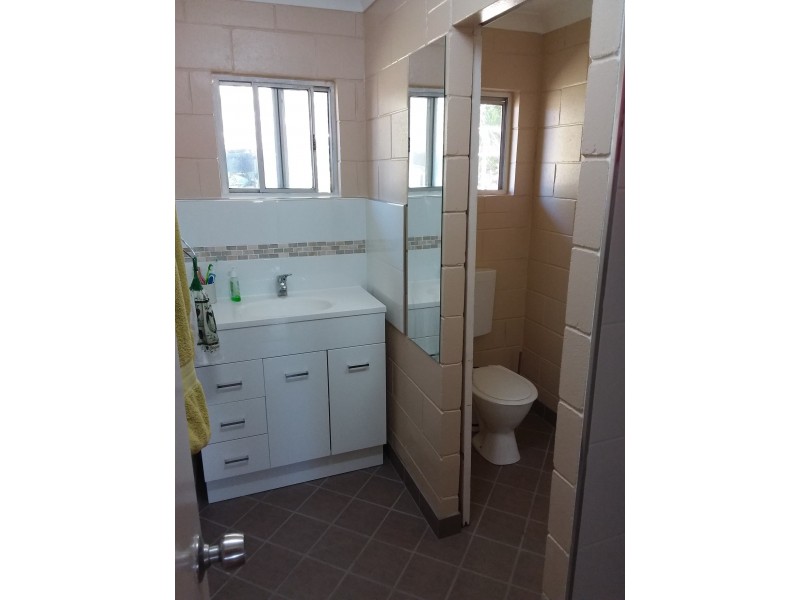 30 Cairdbeign Street, Springsure QLD 4722