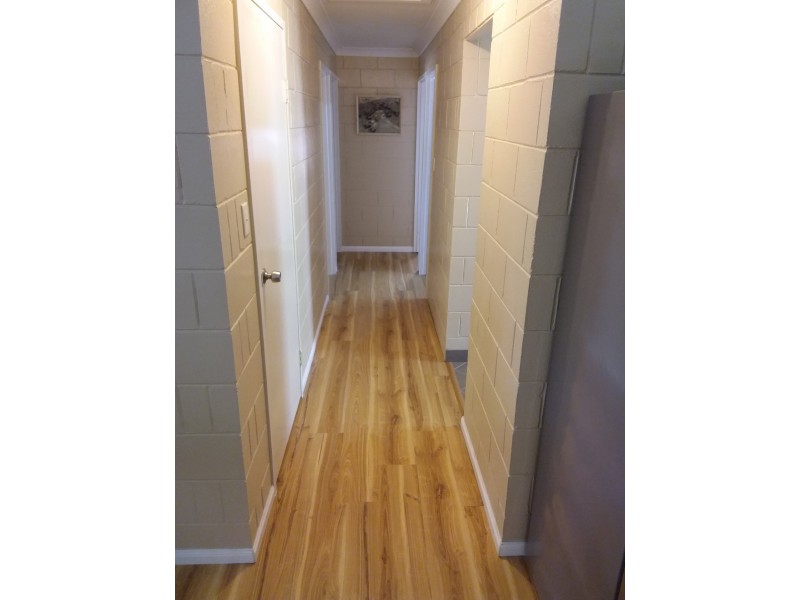 30 Cairdbeign Street, Springsure QLD 4722