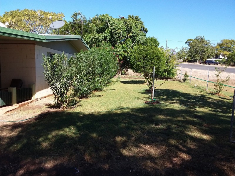 30 Cairdbeign Street, Springsure QLD 4722