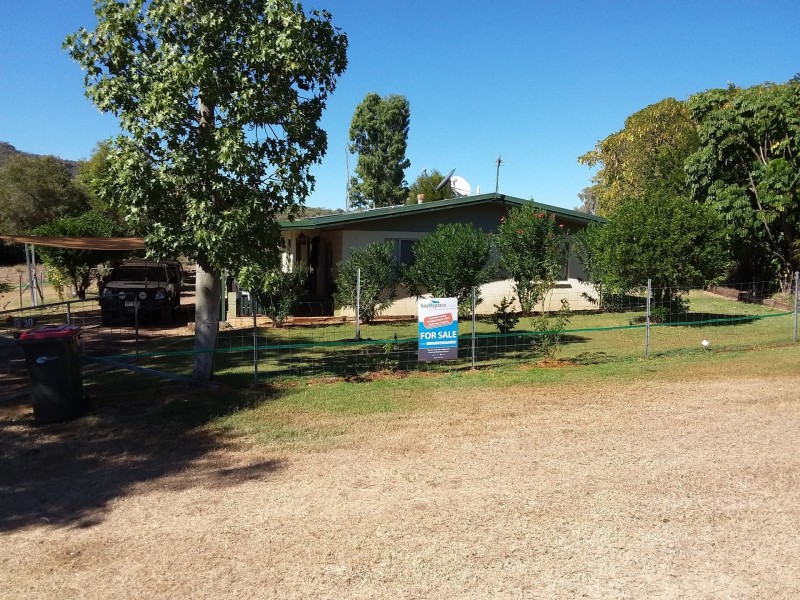 30 Cairdbeign Street, Springsure QLD 4722