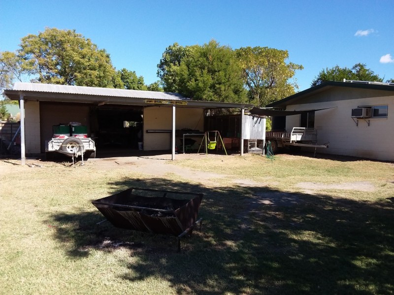 30 Cairdbeign Street, Springsure QLD 4722