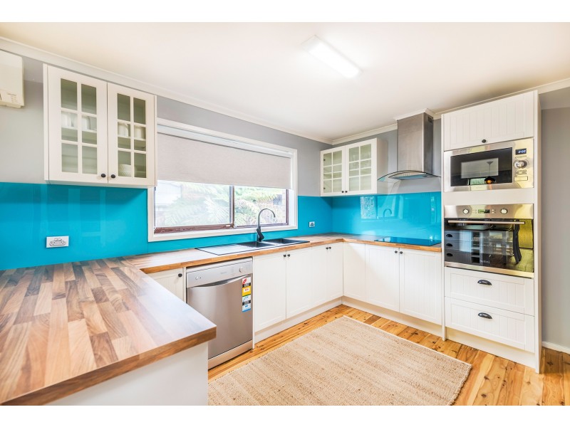 15 Salisbury Drive, Nowra NSW 2541