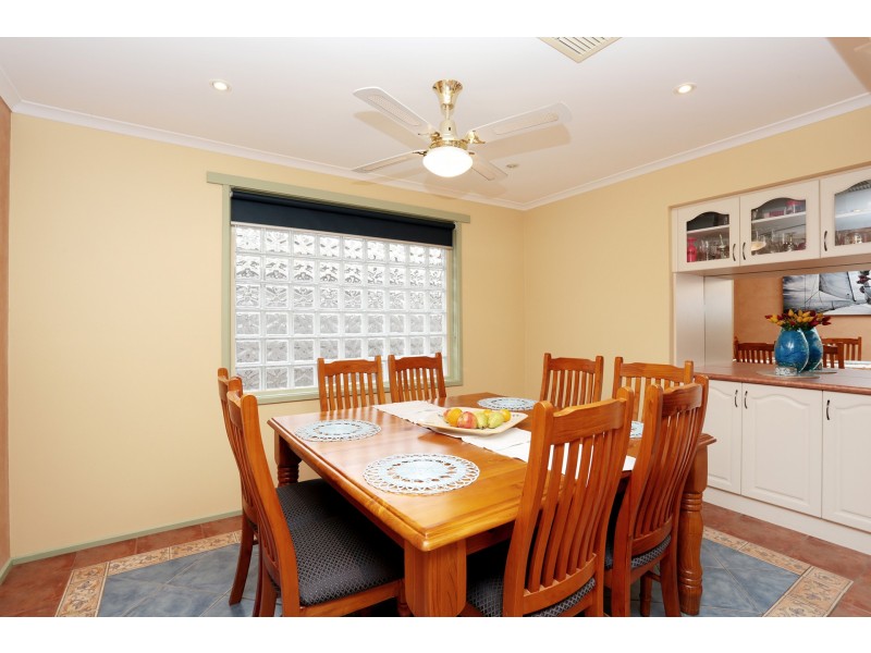 16 Nathan Drive, Darley VIC 3340