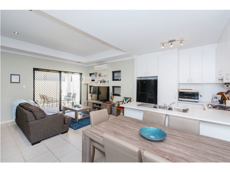 30C Tuckfield Way, Nollamara WA 6061