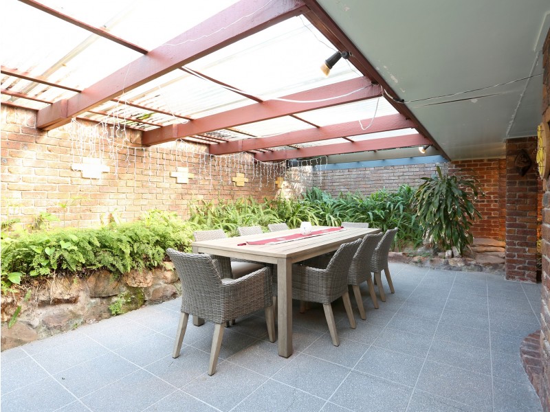 4 Mooralla Street, Tallai QLD 4213