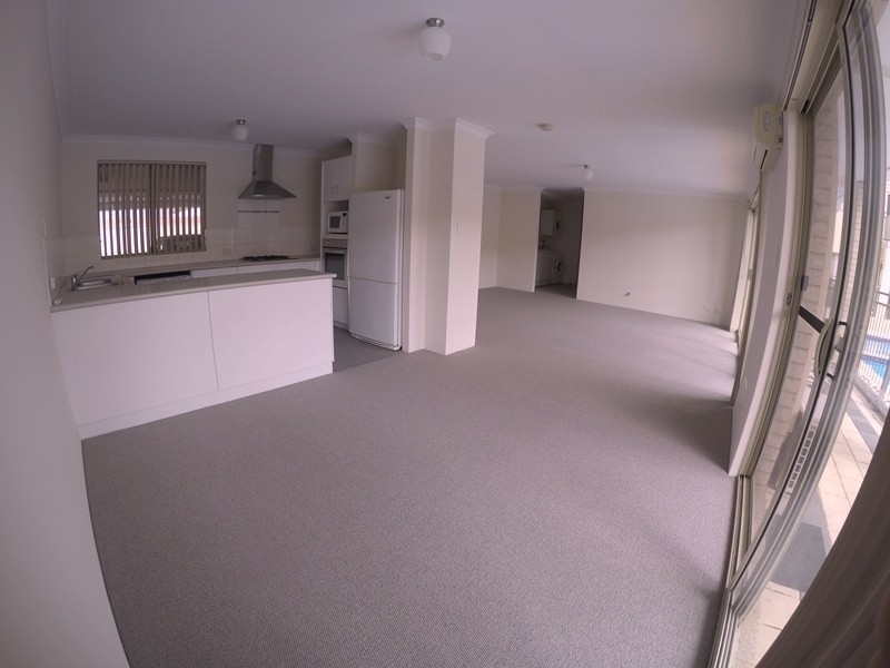 15/24 Burton Street, Cannington WA 6107