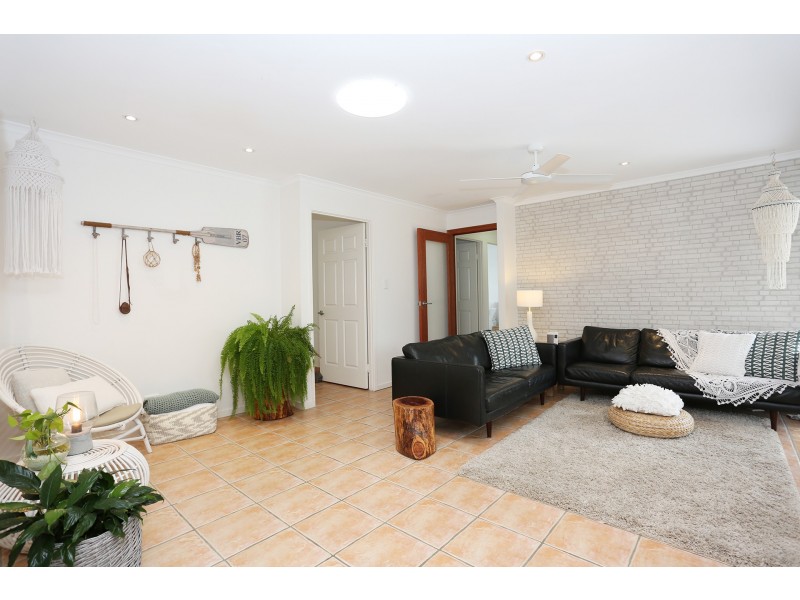 26 Satinash Place, Mudjimba QLD 4564