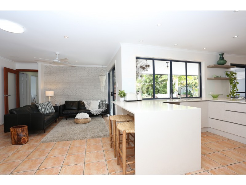 26 Satinash Place, Mudjimba QLD 4564