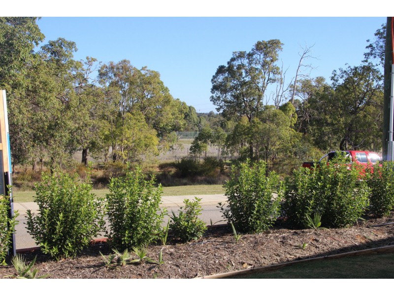 2 Croydon Street, Bellevue WA 6056