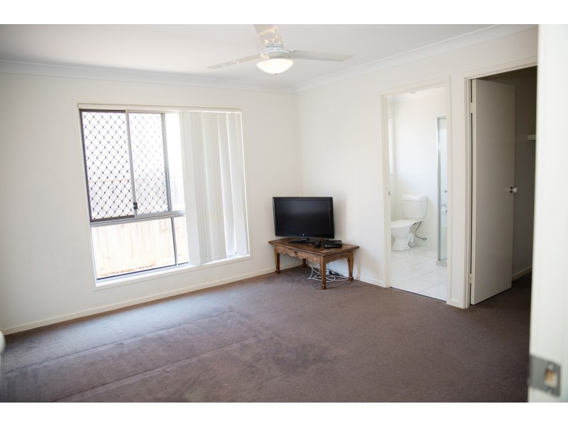 99 Tequesta Drive, Beaudesert QLD 4285