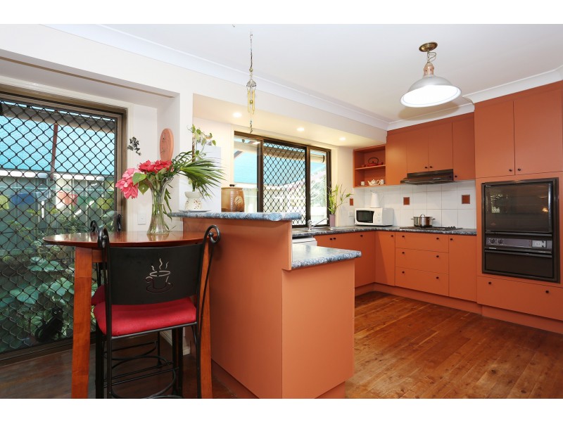 8 Bloodwood Court, Rothwell QLD 4022