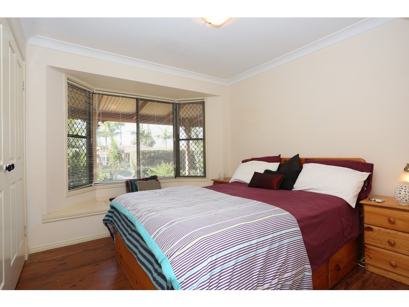 8 Bloodwood Court, Rothwell QLD 4022