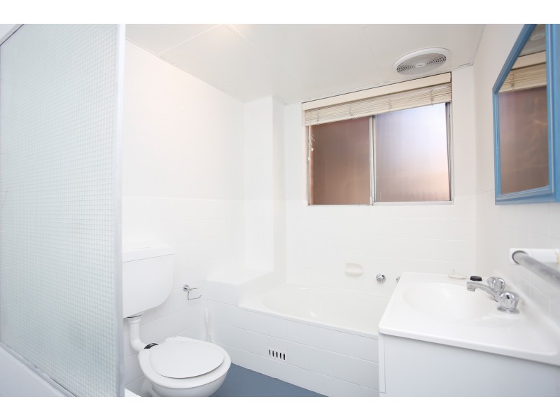 15/32 Sherwood Road, Merrylands NSW 2160