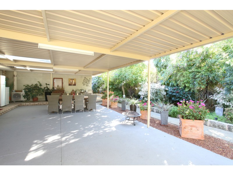 14 Preston Court, Two Rocks WA 6037