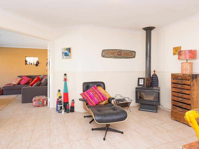 13 Truslove Close, Willagee WA 6156