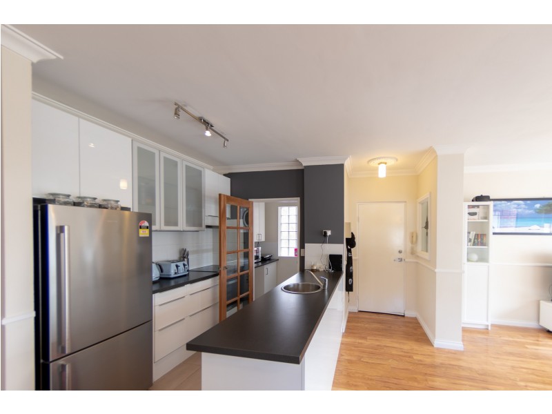 14/62 Bronte Street, East Perth WA 6004