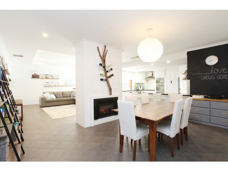 9 Sawley Close, Golden Bay WA 6174