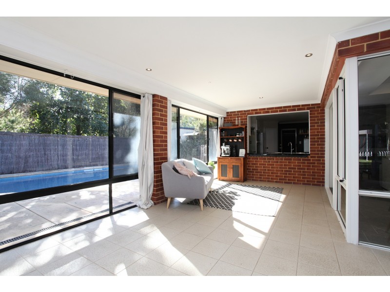 9 Sawley Close, Golden Bay WA 6174