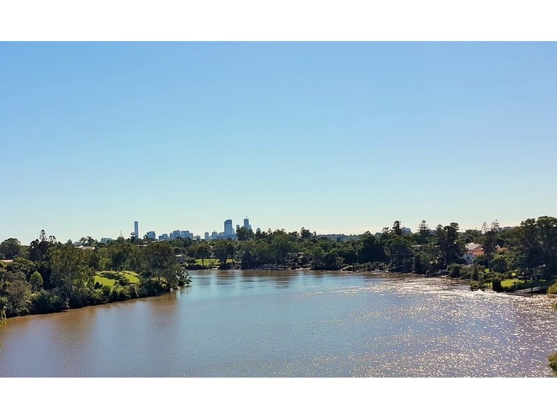 205 King Arthur Tce.,, Tennyson QLD 4105