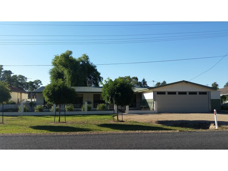 78 Dight Street, Jindera NSW 2642
