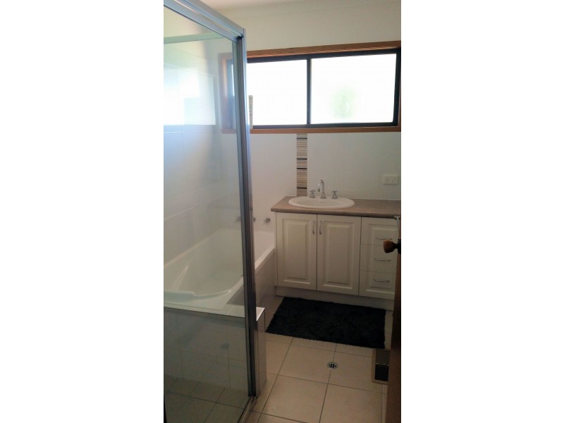 78 Dight Street, Jindera NSW 2642