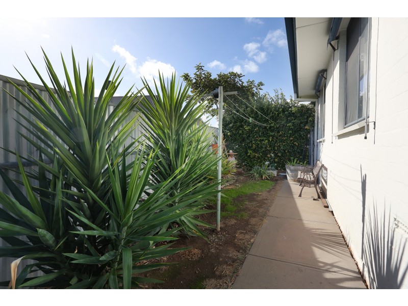 2/1 Hunt Crescent, Christies Beach SA 5165