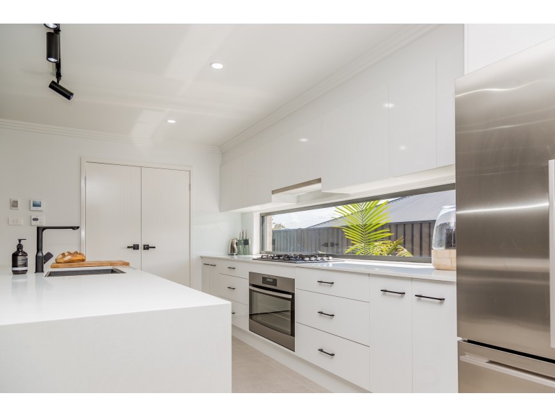 48 Corella Crescent, Sanctuary Point NSW 2540