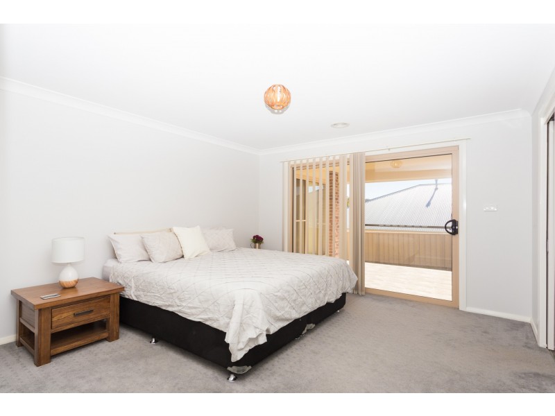 9 Downey Crescent, Orange NSW 2800