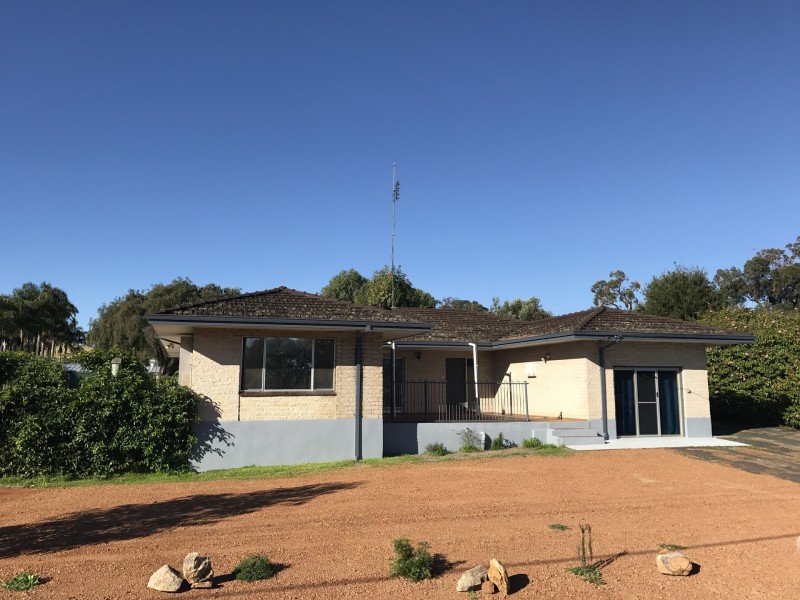 66 Fouracre Street, Waroona WA 6215