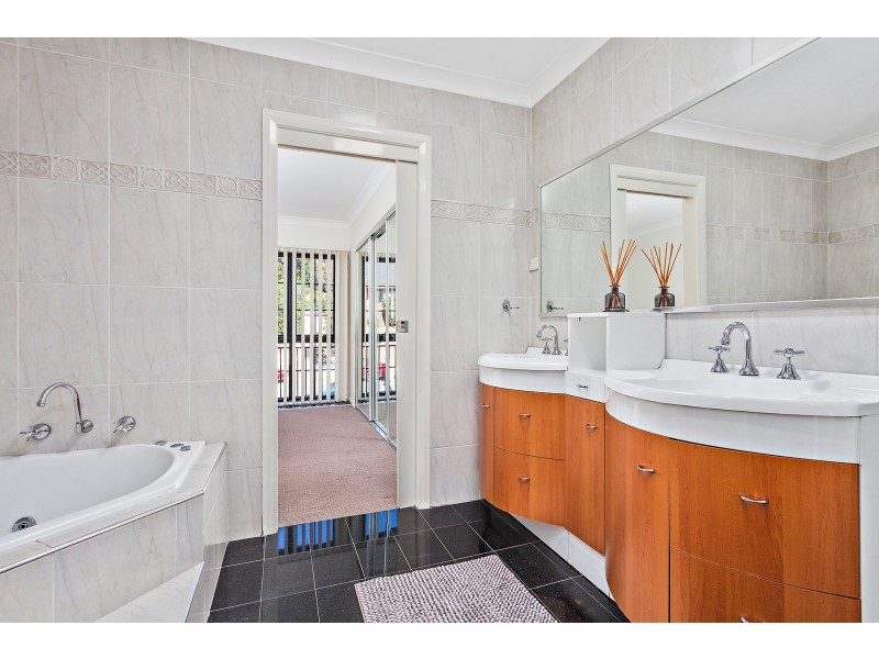 2/44-46 Rowland Avenue, Wollongong NSW 2500