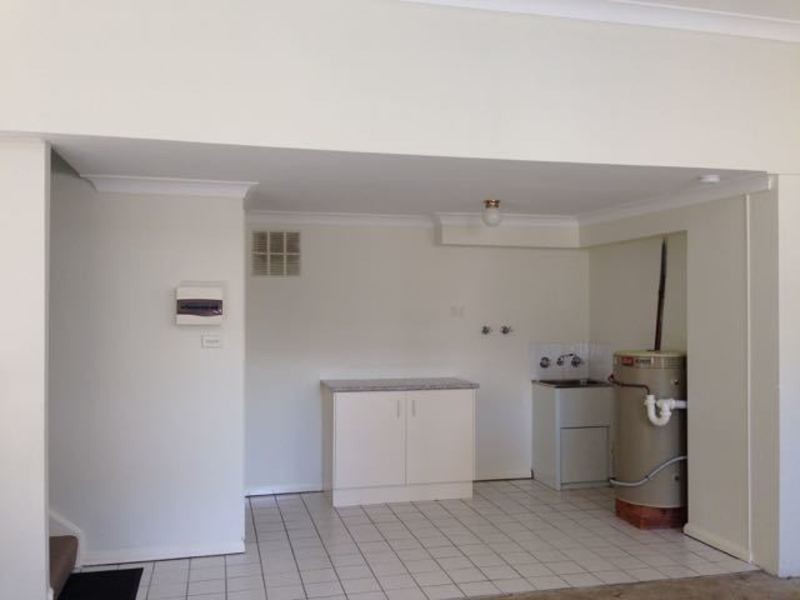 2/44-46 Rowland Avenue, Wollongong NSW 2500