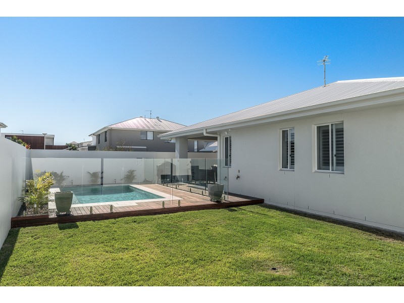 24 Cylinders Drive, Kingscliff NSW 2487