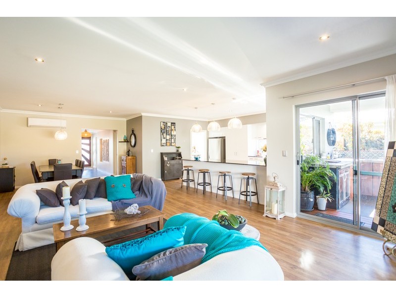 5 Cygnet Court, Millbridge WA 6232