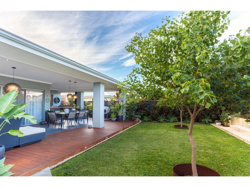 5 Cygnet Court, Millbridge WA 6232