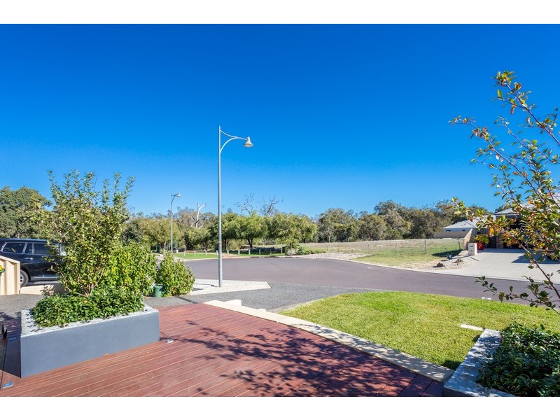 5 Cygnet Court, Millbridge WA 6232