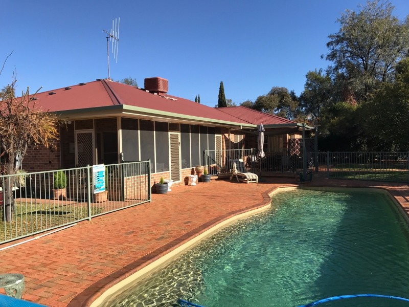 251 Nash Street, Parkes NSW 2870