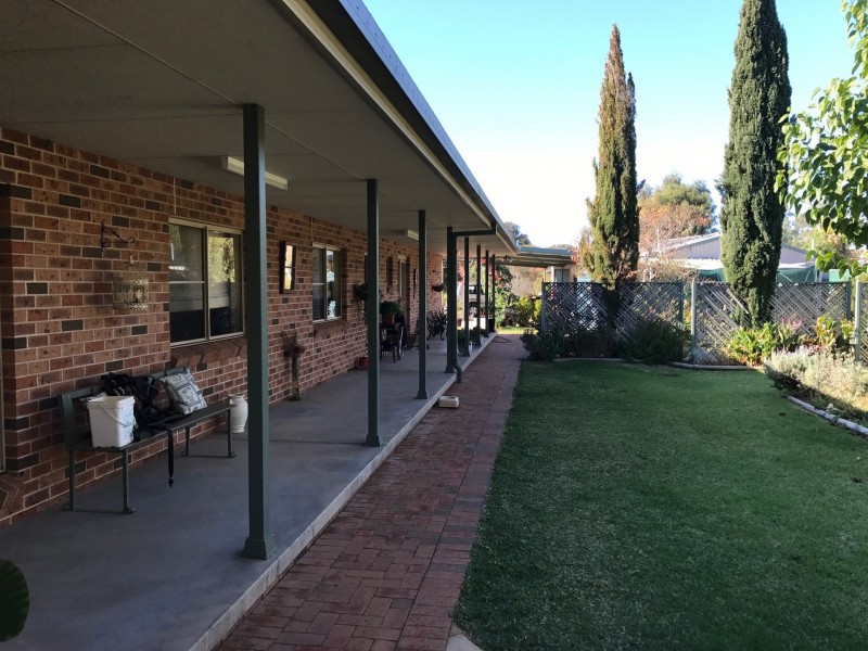 251 Nash Street, Parkes NSW 2870