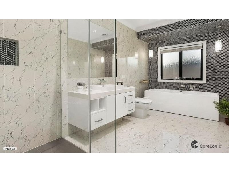 51 Linlithgow Way, Greenvale VIC 3059